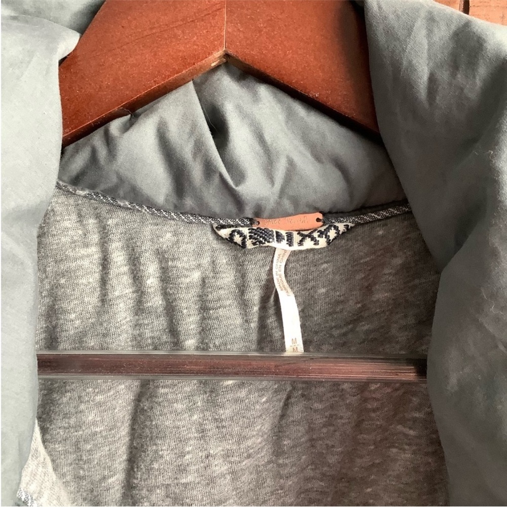 RARE Free People Shark Grey Pillow Puffer Vest Medium Retired Style - Picture 4 of 15